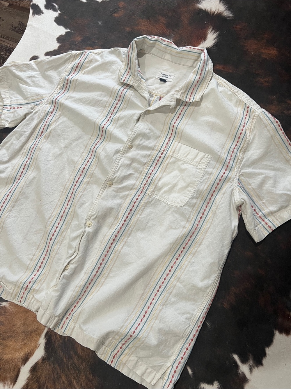 Vintage-Inspired Men's Short Sleeve Button-Up Shirt - Cream with Multi-Stripe